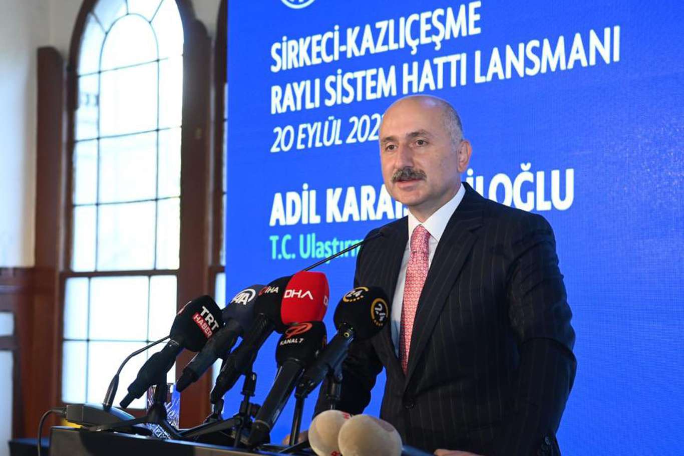 Sirkeci-Kazlıçeşme Raylı Sistem Hattı 2023'te tamamlanacak